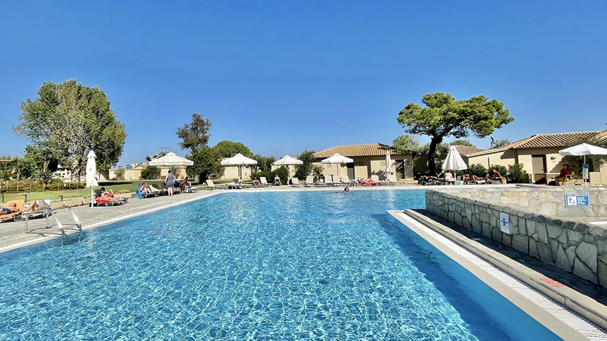 Canvas by Mitsis Messonghi